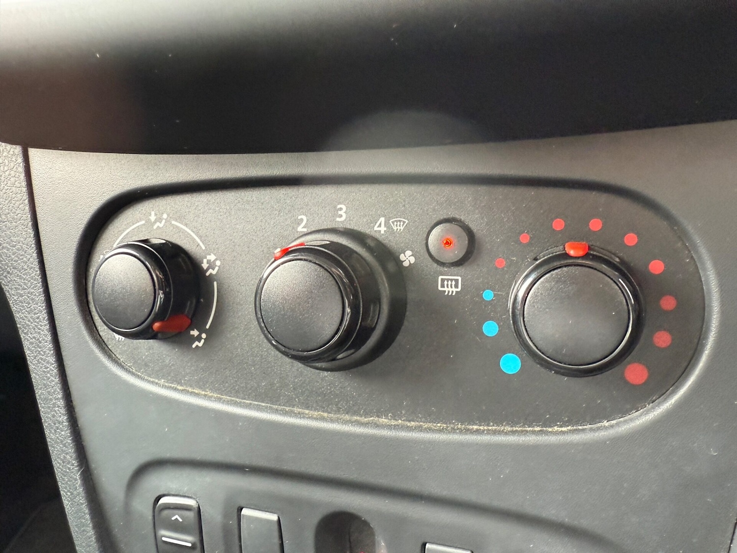 Used Dacia Sandero 2016 for sale - 75683757: Photo 14