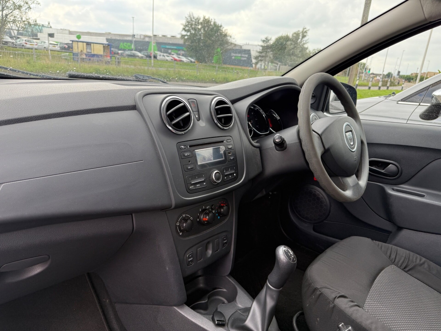 Used Dacia Sandero 2016 for sale - 75683757: Photo 9