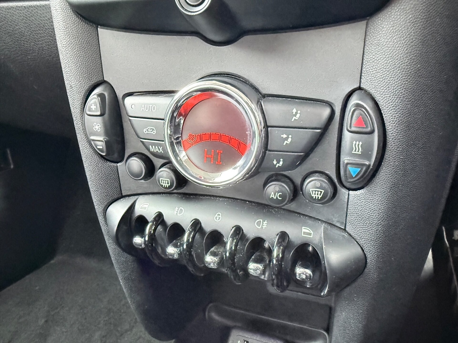 Used MINI Hatch 2012 for sale - 76438737: Photo 16