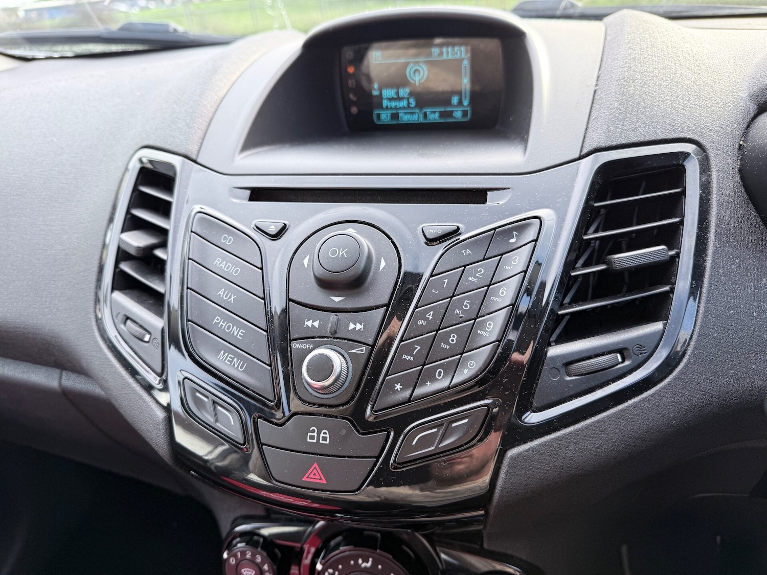 Used Ford Fiesta 2014 for sale - 76895904: Photo 14