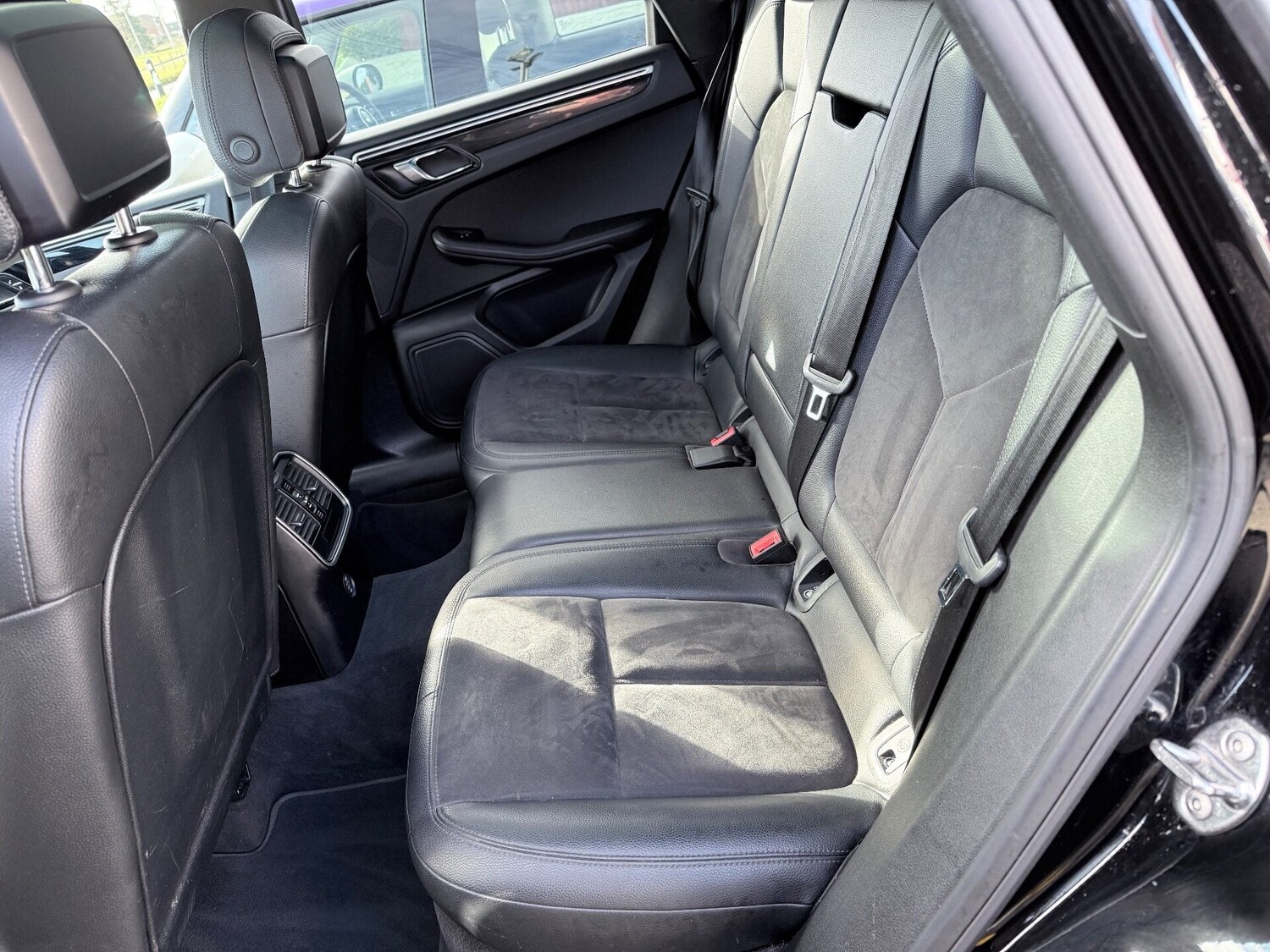 Used Porsche Macan 2017 for sale - 77487124: Photo 12