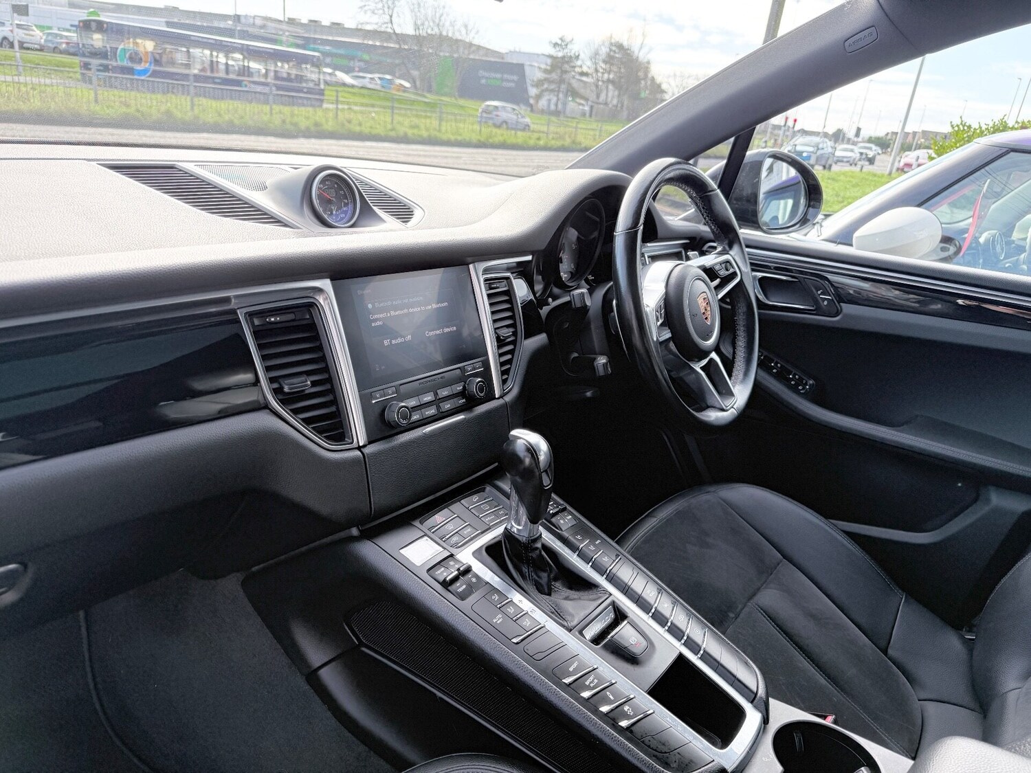 Used Porsche Macan 2017 for sale - 77487124: Photo 9