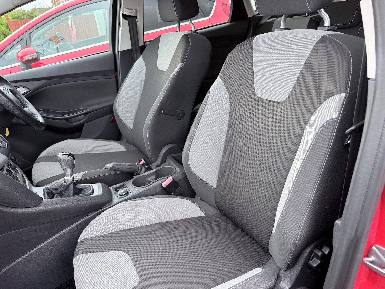 Used Ford Focus 2012 for sale - 77071904: Photo 11