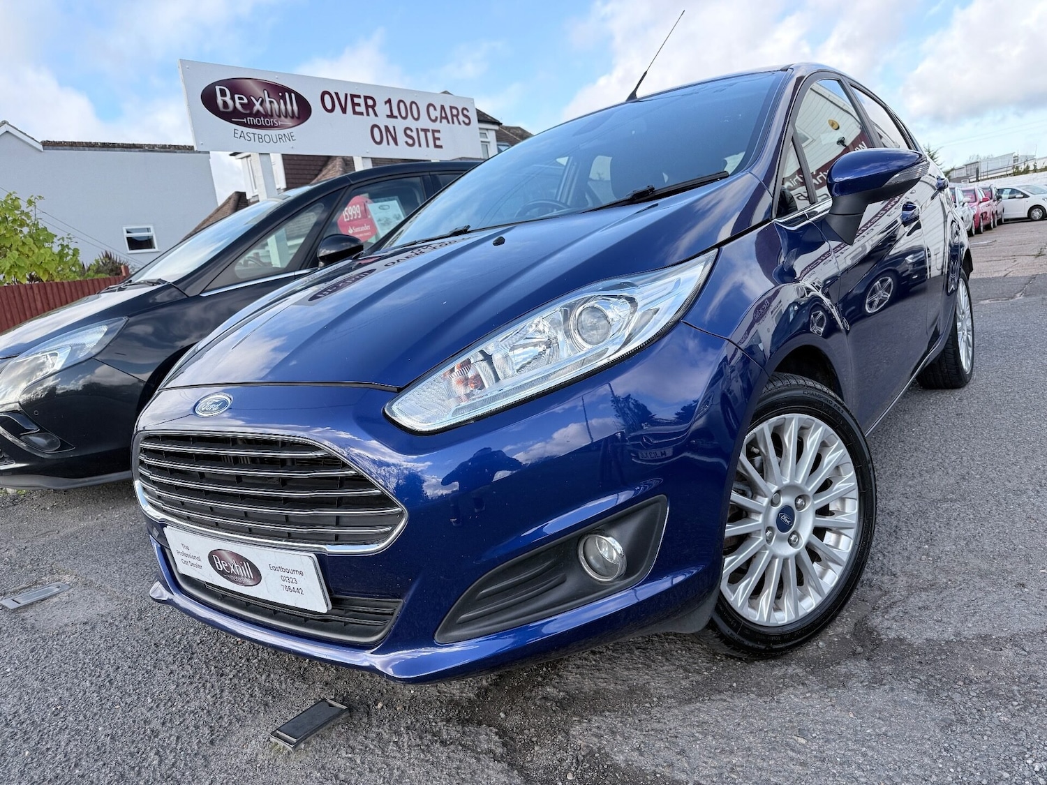 Used Ford Fiesta 2015 for sale - 76379866: Photo 2