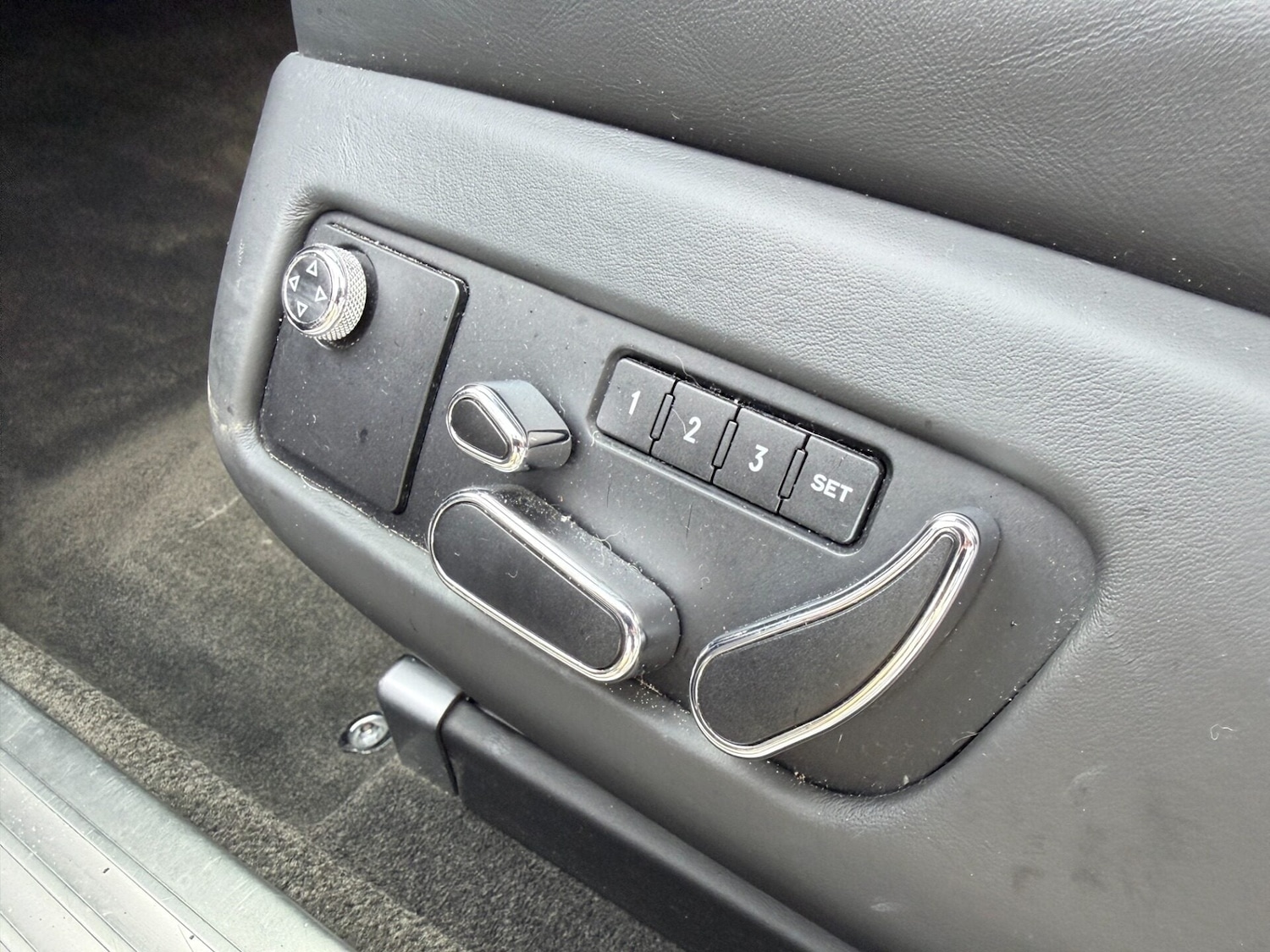 Used Bentley Continental 2014 for sale - 77283930: Photo 15