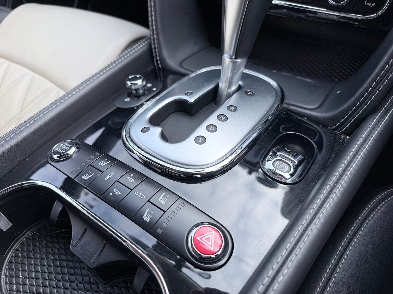 Used Bentley Continental 2014 for sale - 77283930: Photo 19