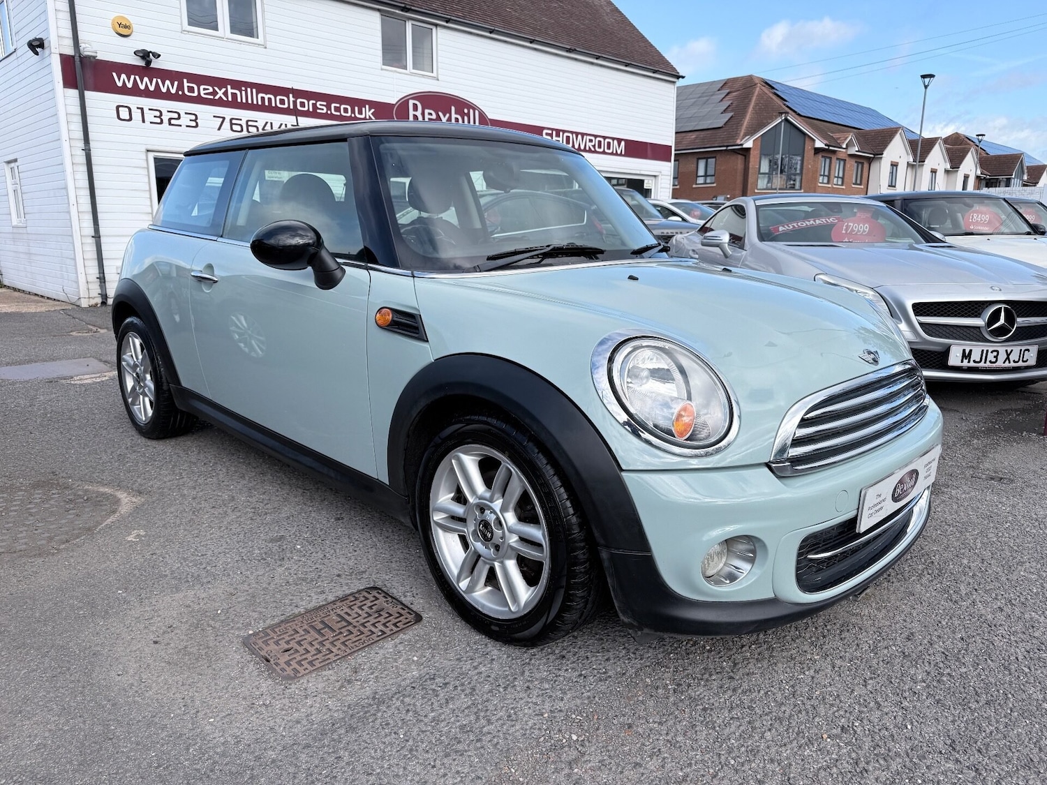 Used MINI Hatch 2011 for sale - 76379875: Photo 4