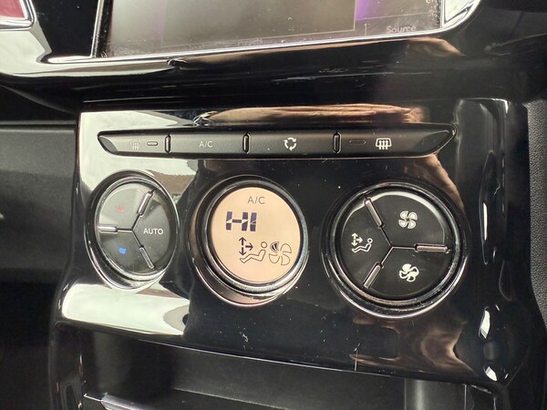 Used DS Automobiles DS 3 2015 for sale - 75423197: Photo 14