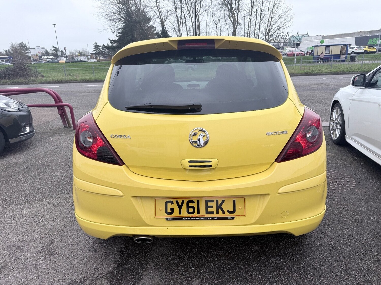 Used Vauxhall Corsa 2011 for sale - 77651564: Photo 6