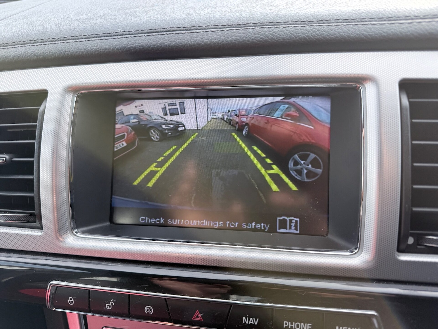 Used Jaguar XF 2015 for sale - 76723978: Photo 12