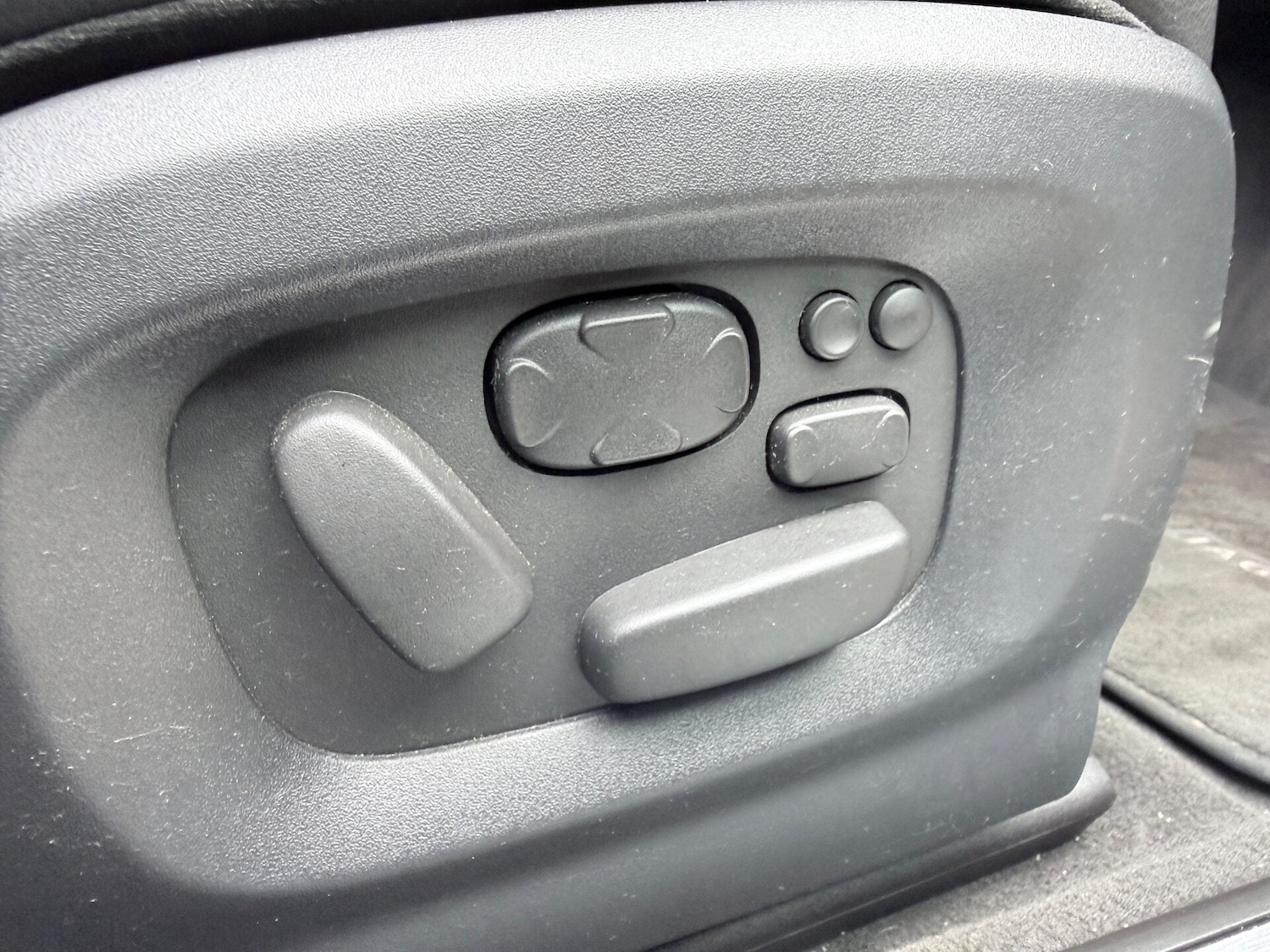 Used Jaguar XF 2015 for sale - 76723978: Photo 18