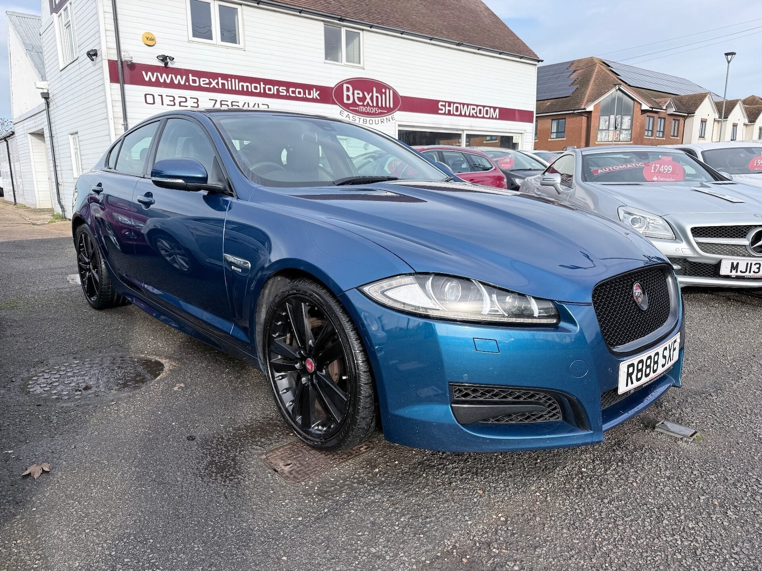 Used Jaguar XF 2015 for sale - 76723978: Photo 4