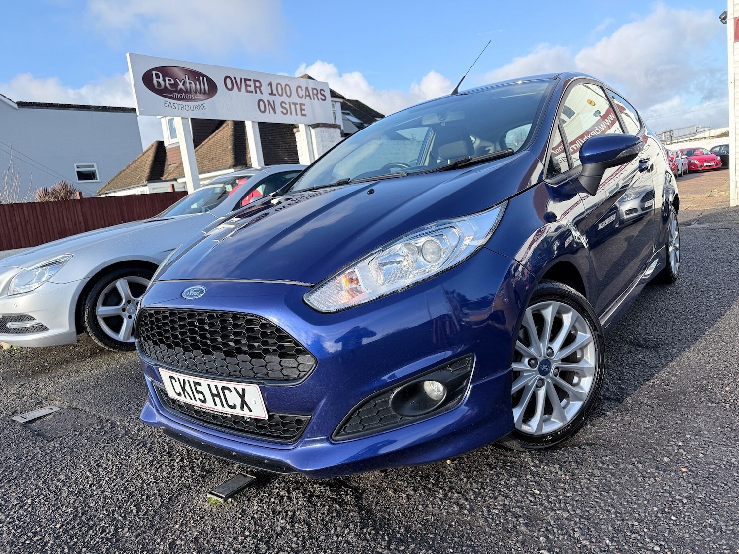 Used Ford Fiesta 2015 for sale - 77220319: Photo 2