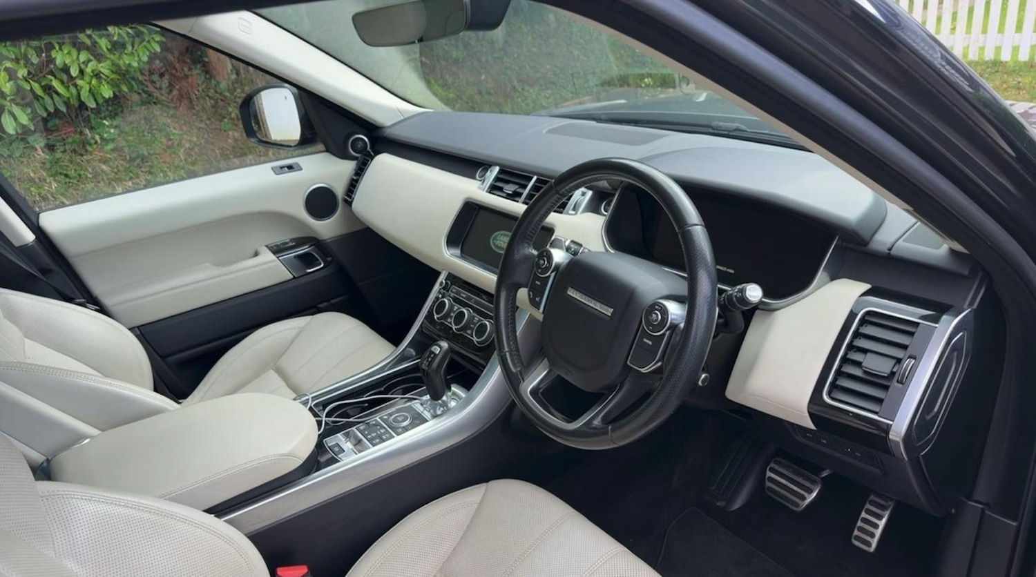 Used Land Rover Range Rover Sport 2017 for sale - 77744467: Photo 3