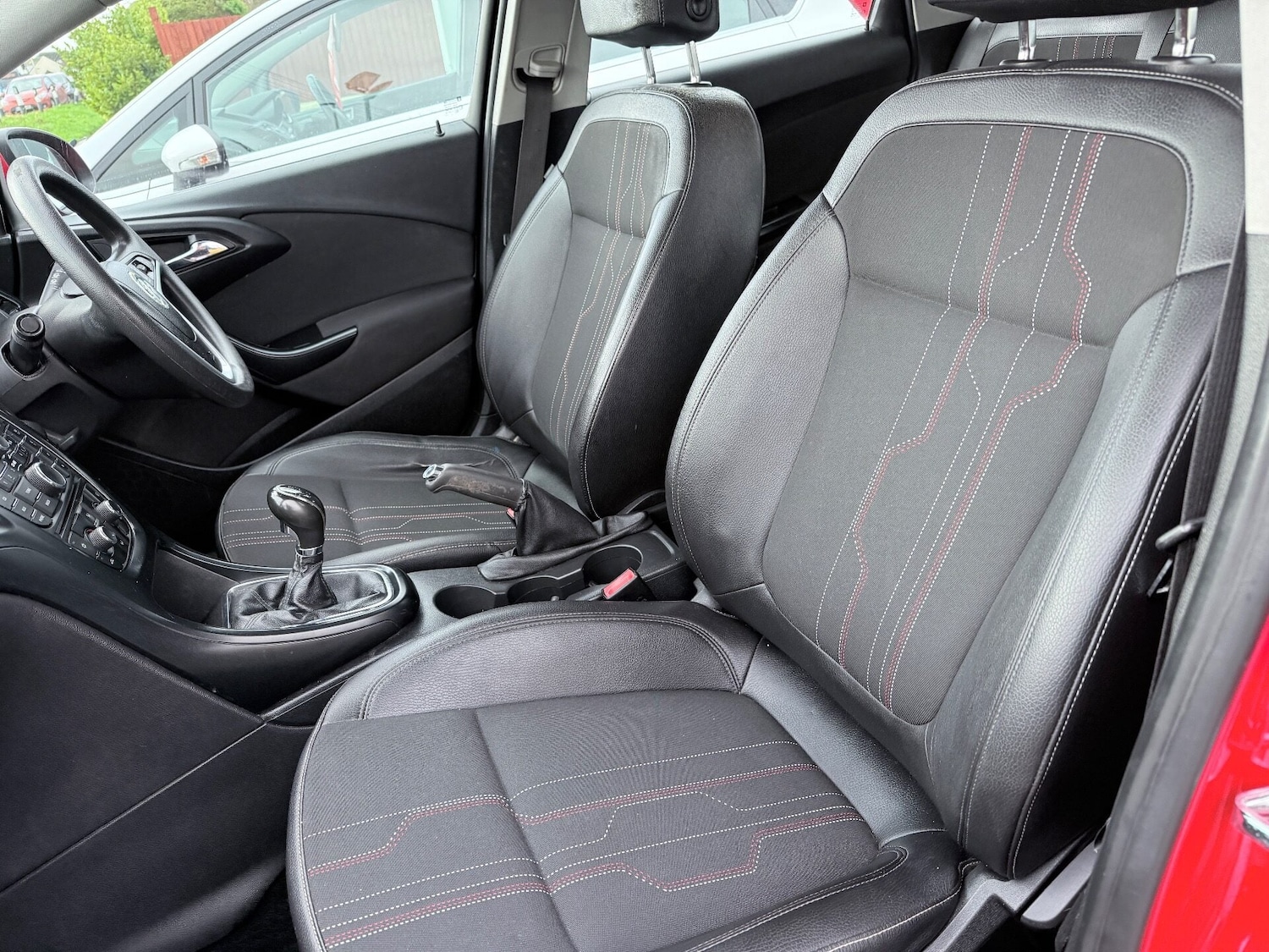 Used Vauxhall Astra 2012 for sale - 77247500: Photo 10