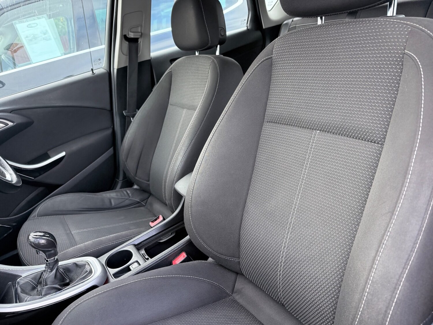 Used Vauxhall Astra 2011 for sale - 76069817: Photo 10