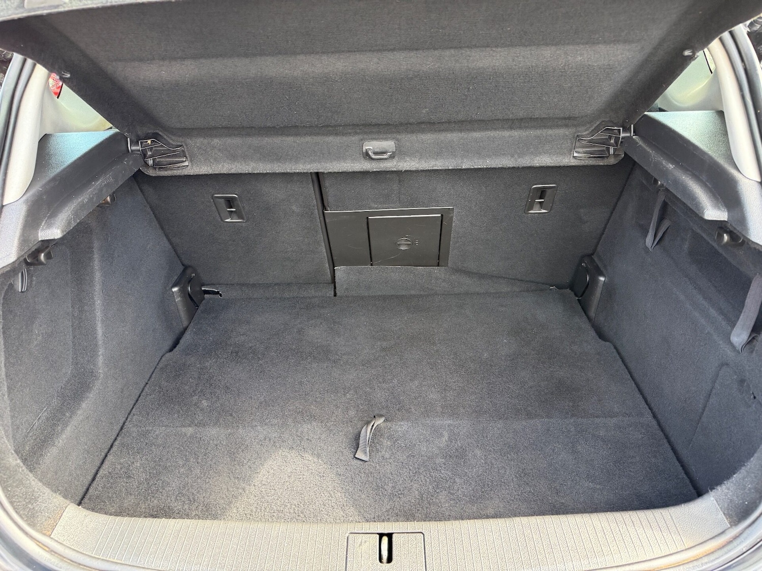 Used Vauxhall Astra 2010 for sale - 77562945: Photo 17