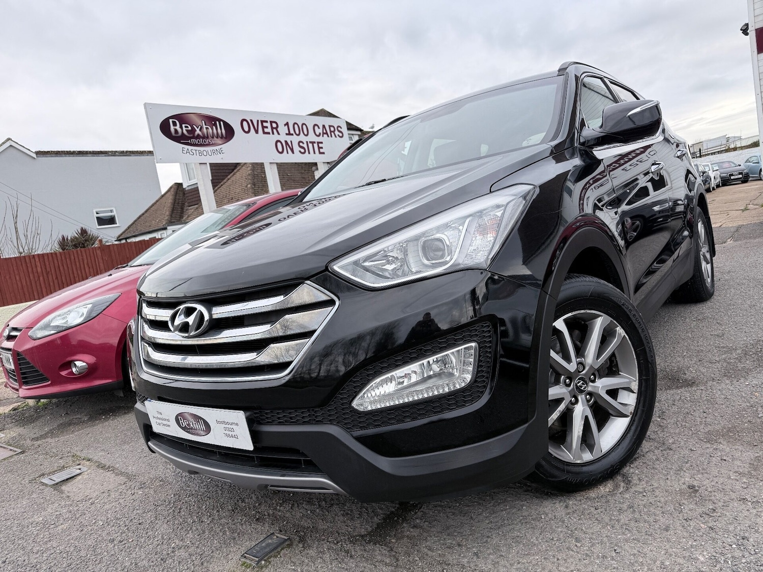 Used Hyundai Santa Fe 2013 for sale - 76558405: Photo 2