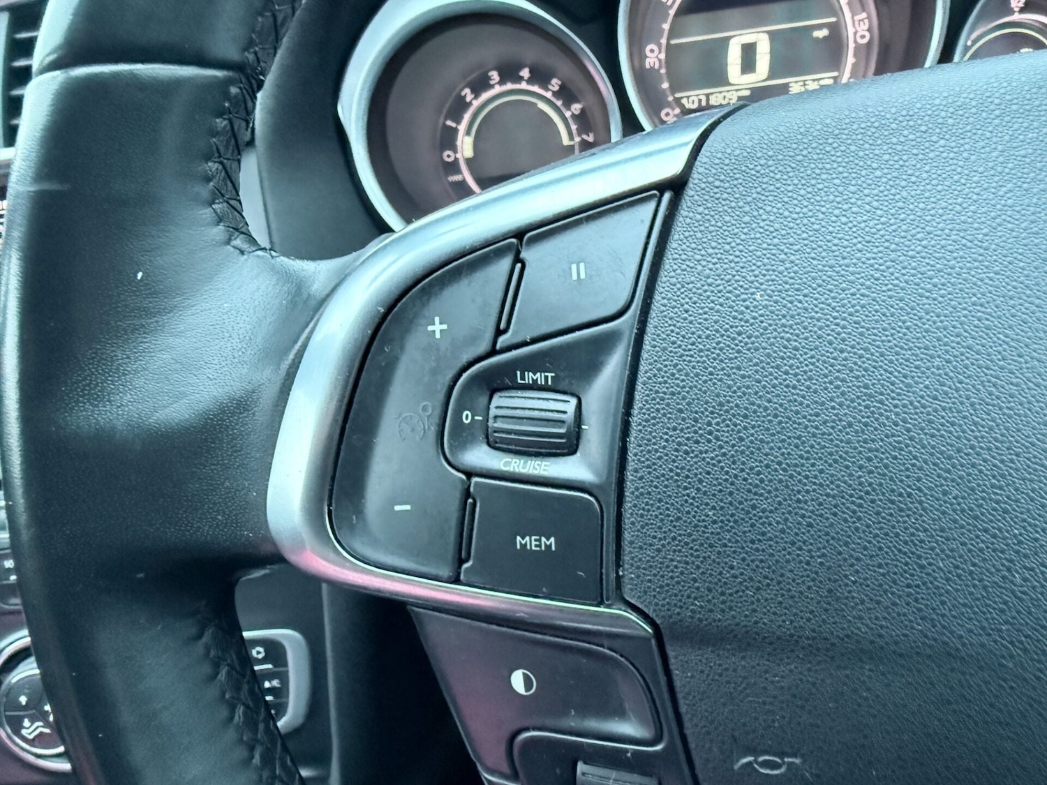 Used Citroen DS4 2013 for sale - 76492277: Photo 19