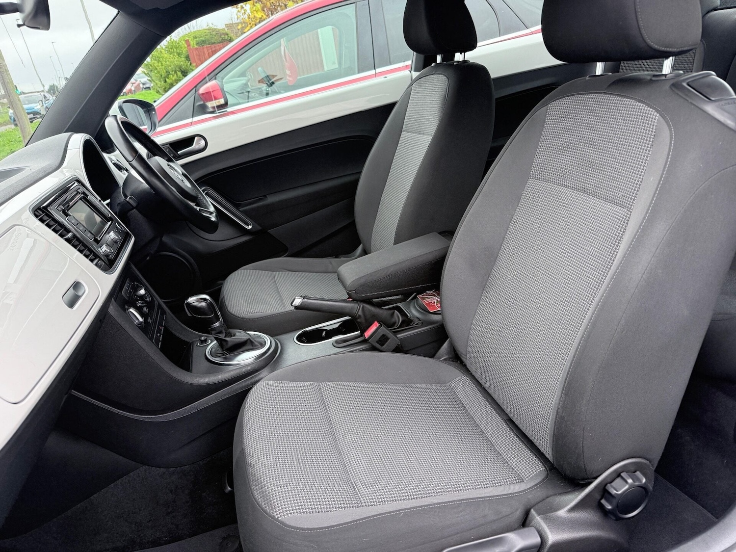 Used Volkswagen Beetle 2013 for sale - 77167720: Photo 11