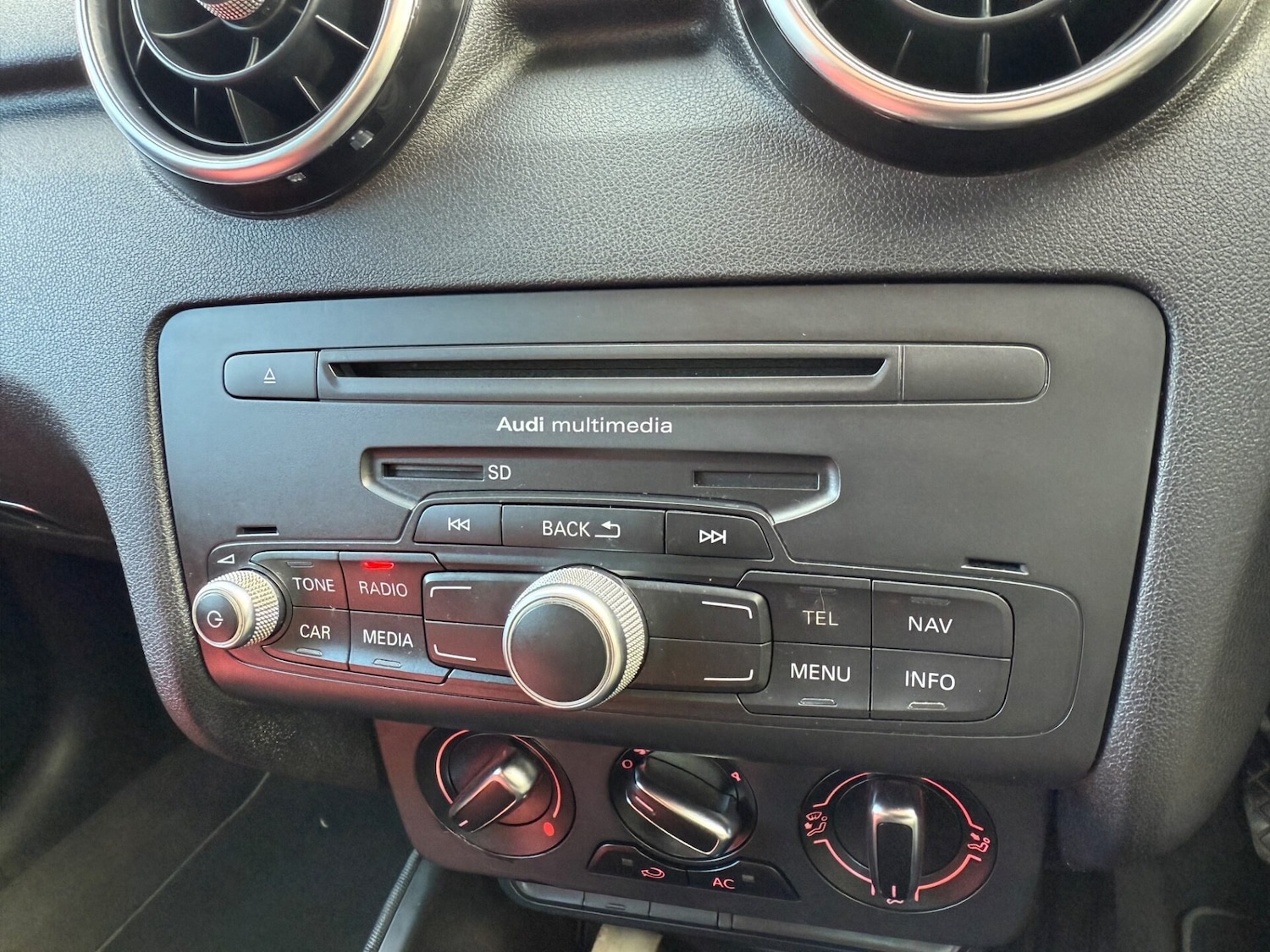 Used Audi A1 2011 for sale - 76010916: Photo 18