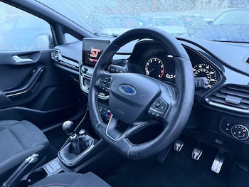 Used Ford Fiesta 2017 for sale - 77450949: Photo