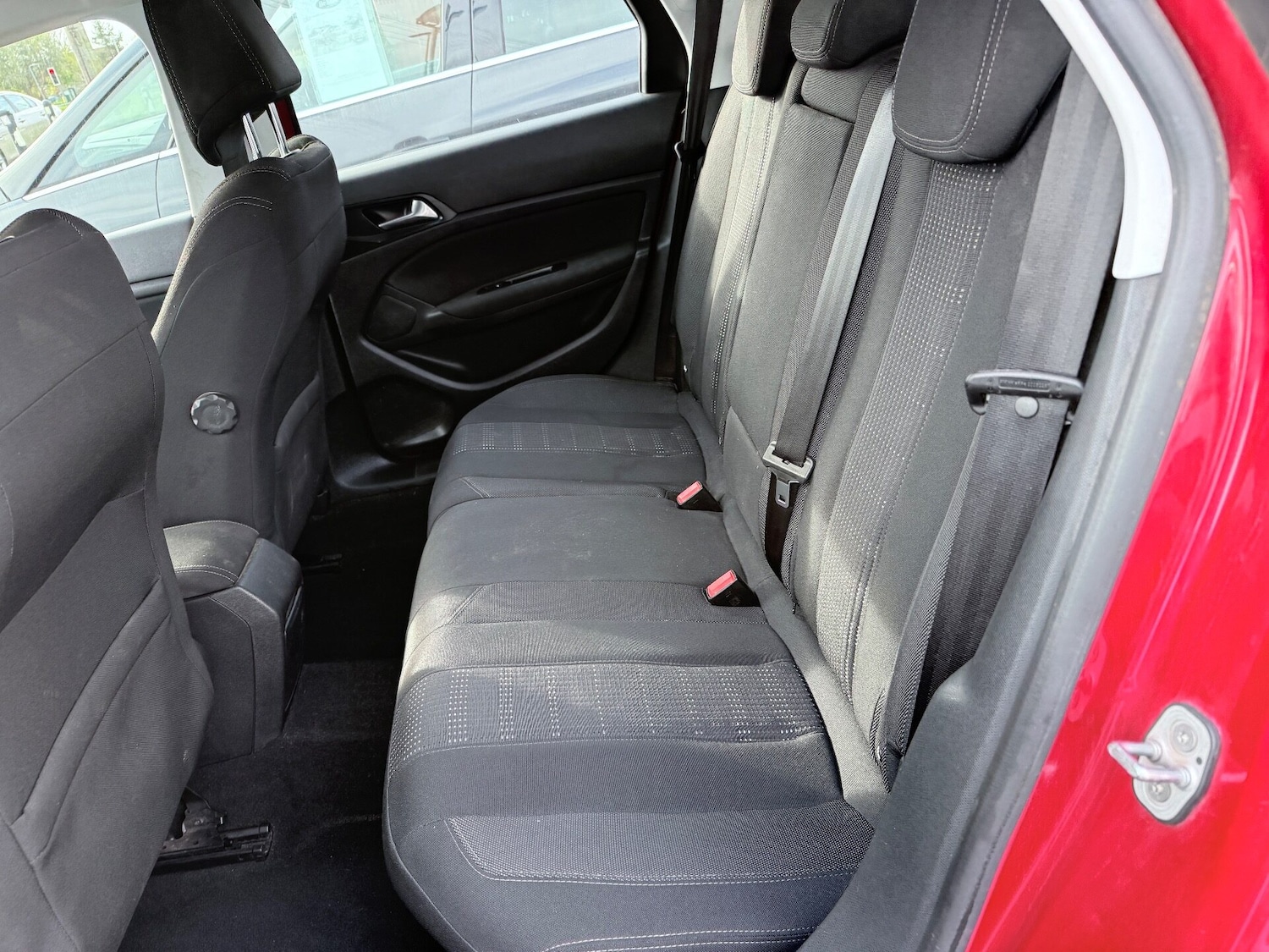 Used Peugeot 308 2016 for sale - 76481206: Photo 11