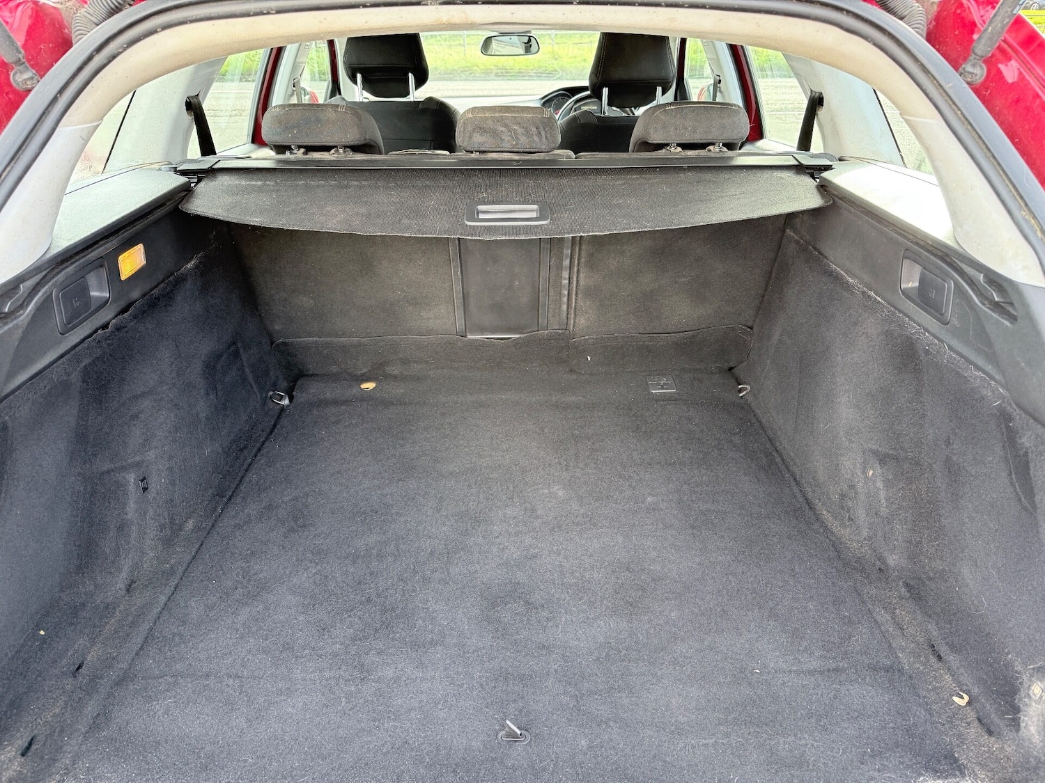 Used Peugeot 308 2016 for sale - 76481206: Photo 16