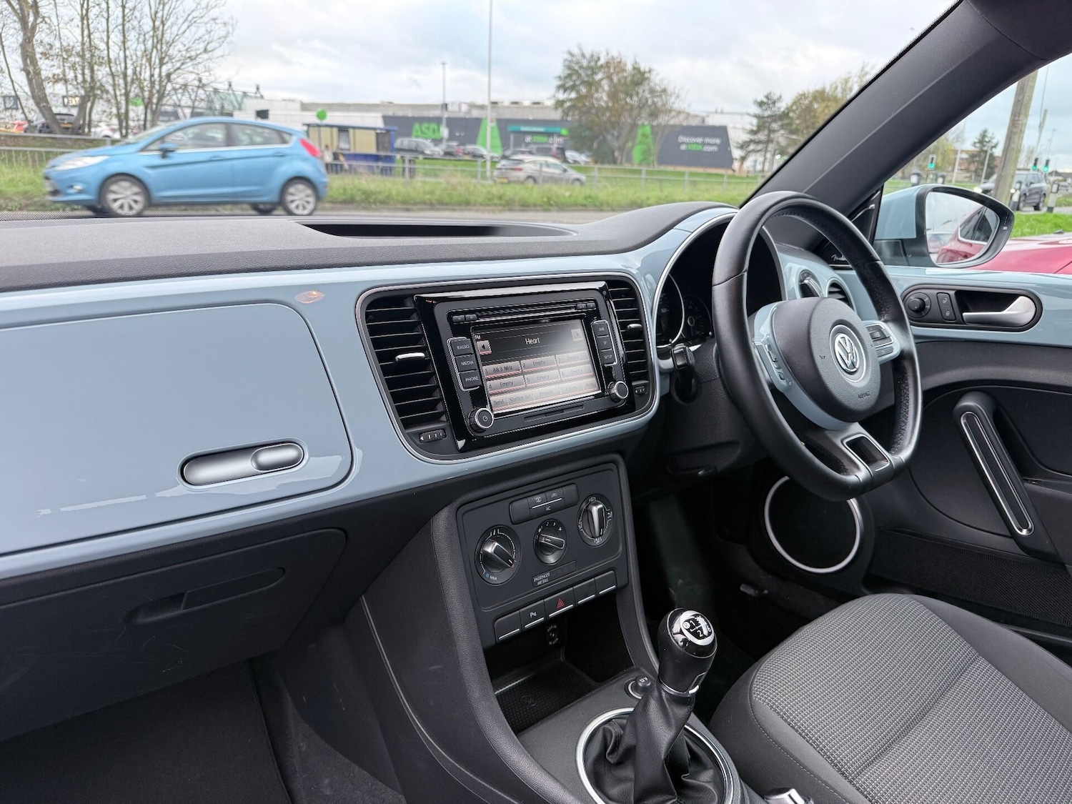 Used Volkswagen Beetle 2012 for sale - 76581306: Photo 9