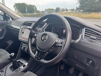 Used Volkswagen Tiguan Allspace 2019 for sale - 75425979: Photo