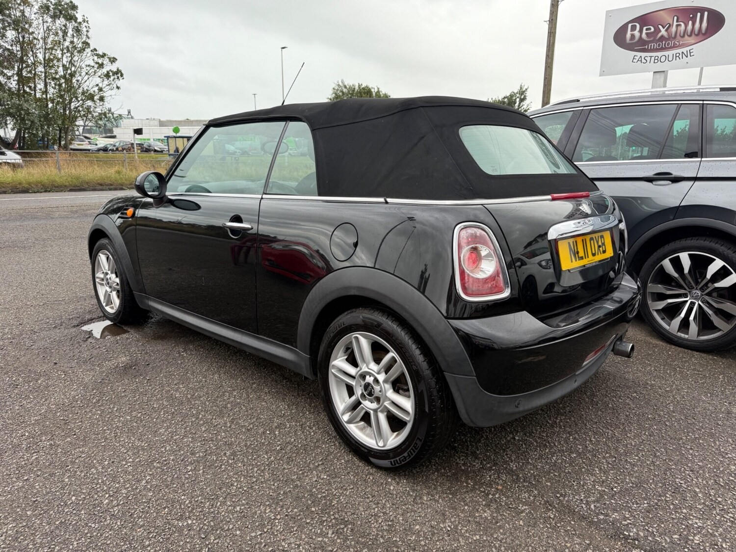 Used MINI Convertible 2011 for sale - 75683737: Photo 7