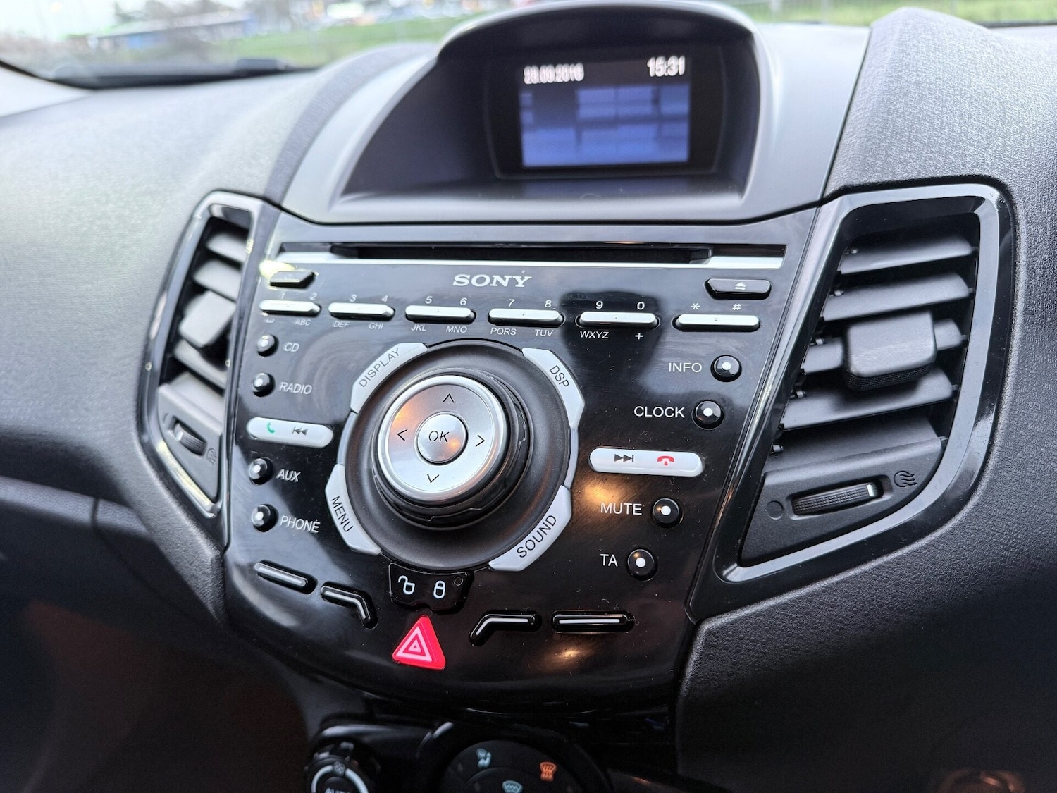 Used Ford Fiesta 2015 for sale - 77071905: Photo 13