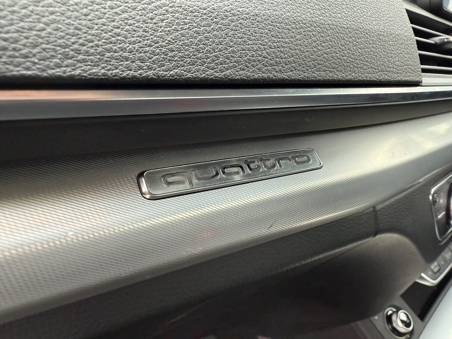 Used Audi Q5 2017 for sale - 75774675: Photo 18