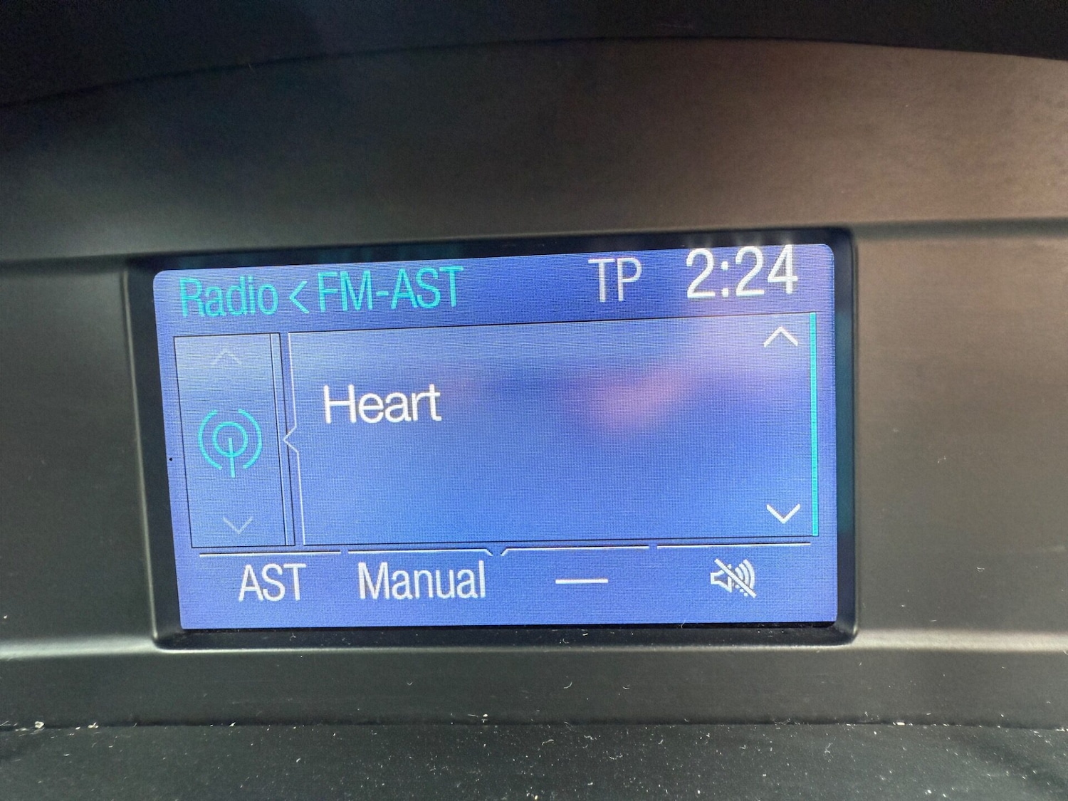 Used Ford Kuga 2014 for sale - 75426325: Photo 12