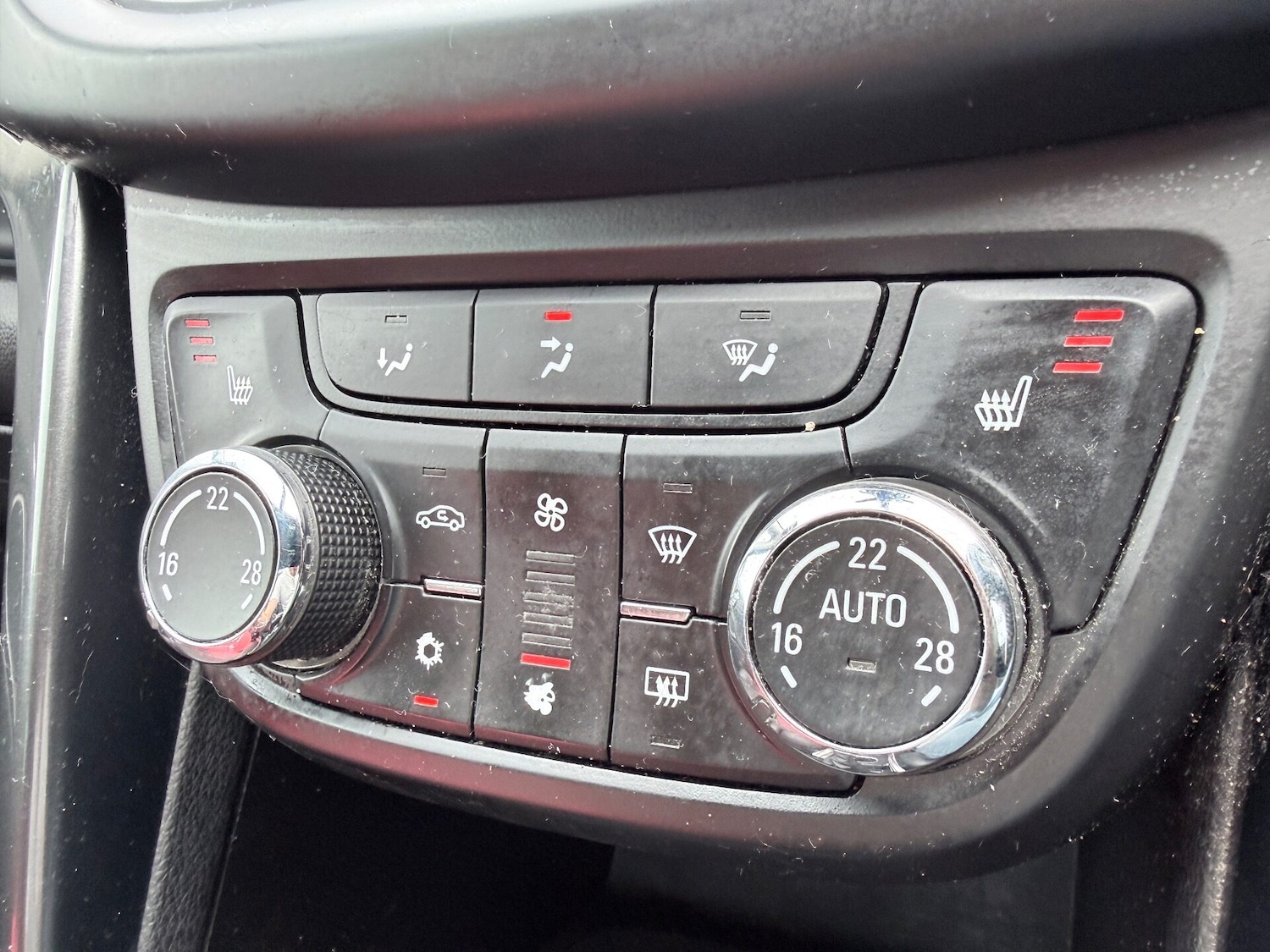 Used Vauxhall Zafira 2015 for sale - 76097032: Photo 13