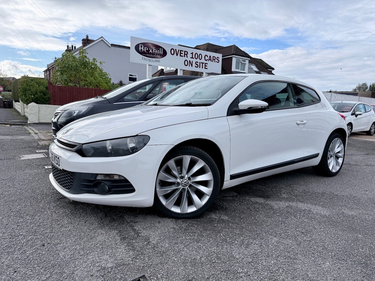 Used Volkswagen Scirocco 2011 for sale - 76334362: Photo 1
