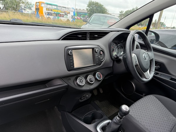 Used Toyota Yaris 2015 for sale - 75500165: Photo 10