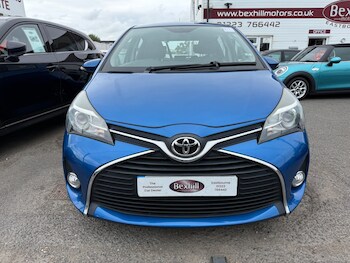 Used Toyota Yaris 2015 for sale - 75500165: Photo