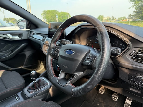 Used Ford Focus 2020 for sale - 75423406: Photo 9