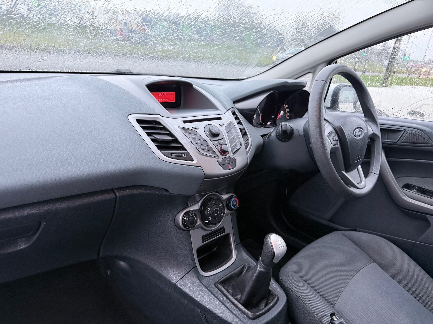 Used Ford Fiesta 2011 for sale - 77351284: Photo 9