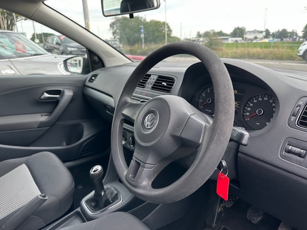 Used Volkswagen Polo 2010 for sale - 71918949: Photo 9