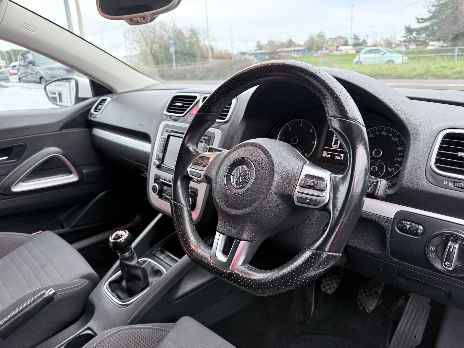 Used Volkswagen Scirocco 2012 for sale - 76569376: Photo 9