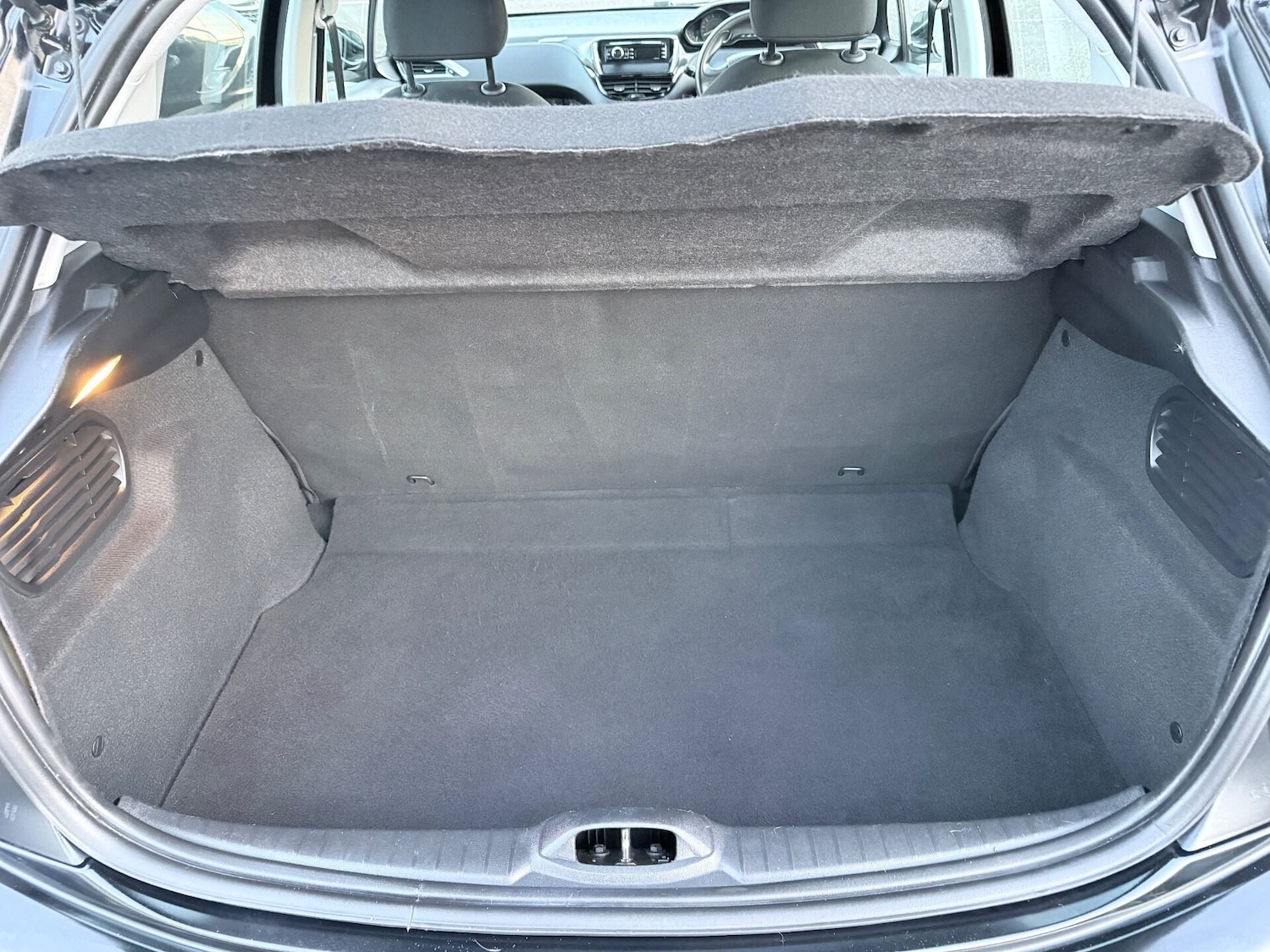 Used Peugeot 208 2016 for sale - 76379869: Photo 13