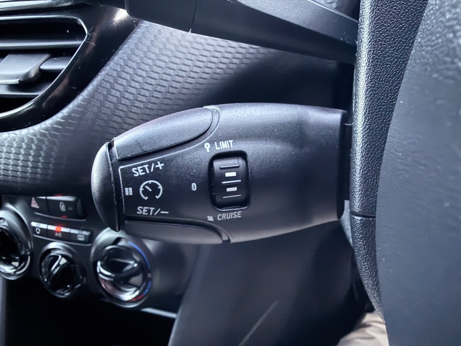 Used Peugeot 208 2016 for sale - 76379869: Photo 20