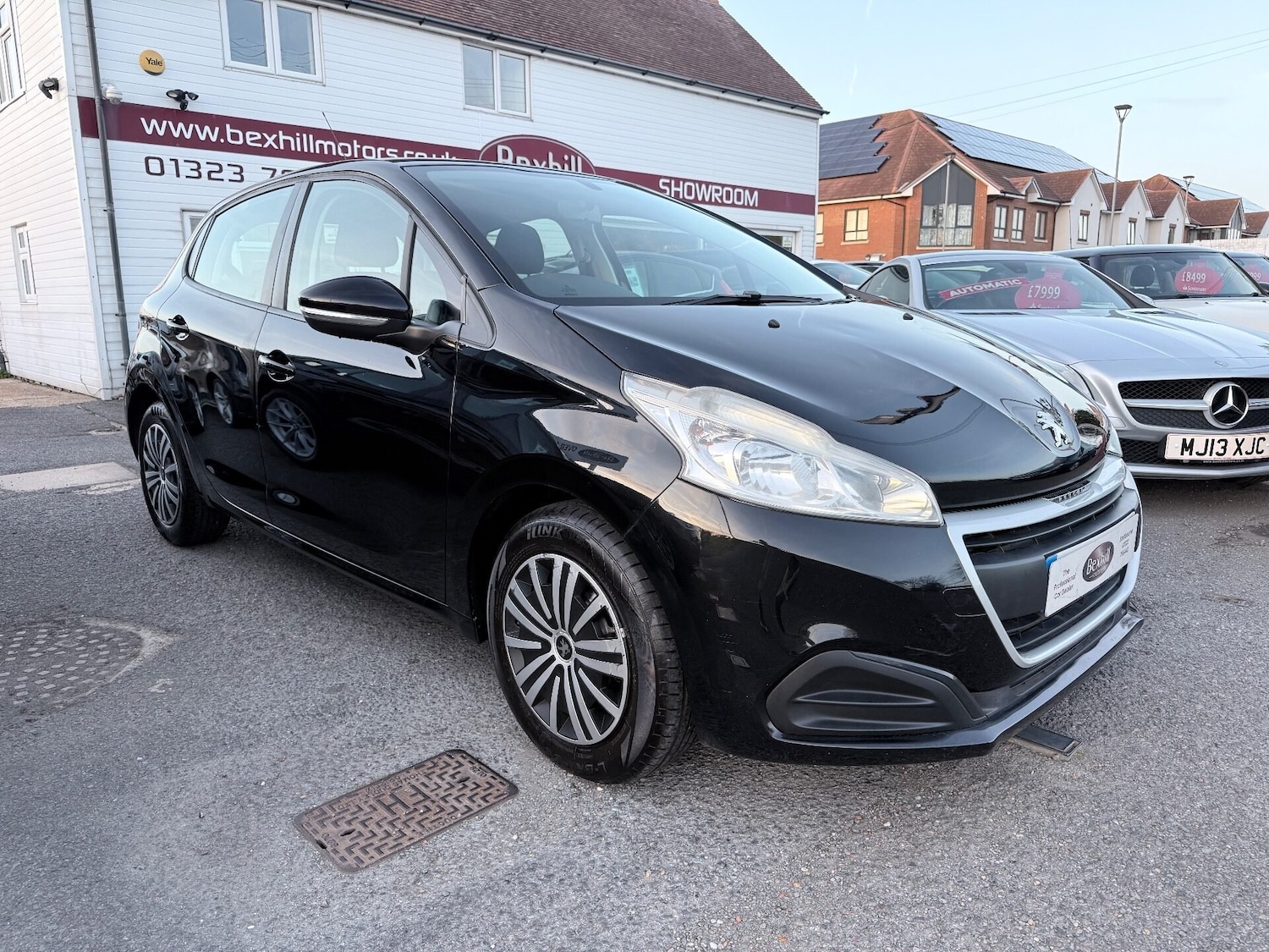 Used Peugeot 208 2016 for sale - 76379869: Photo 4