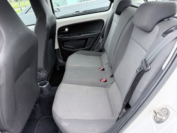 Used Volkswagen up! 2015 for sale - 76236476: Photo 12