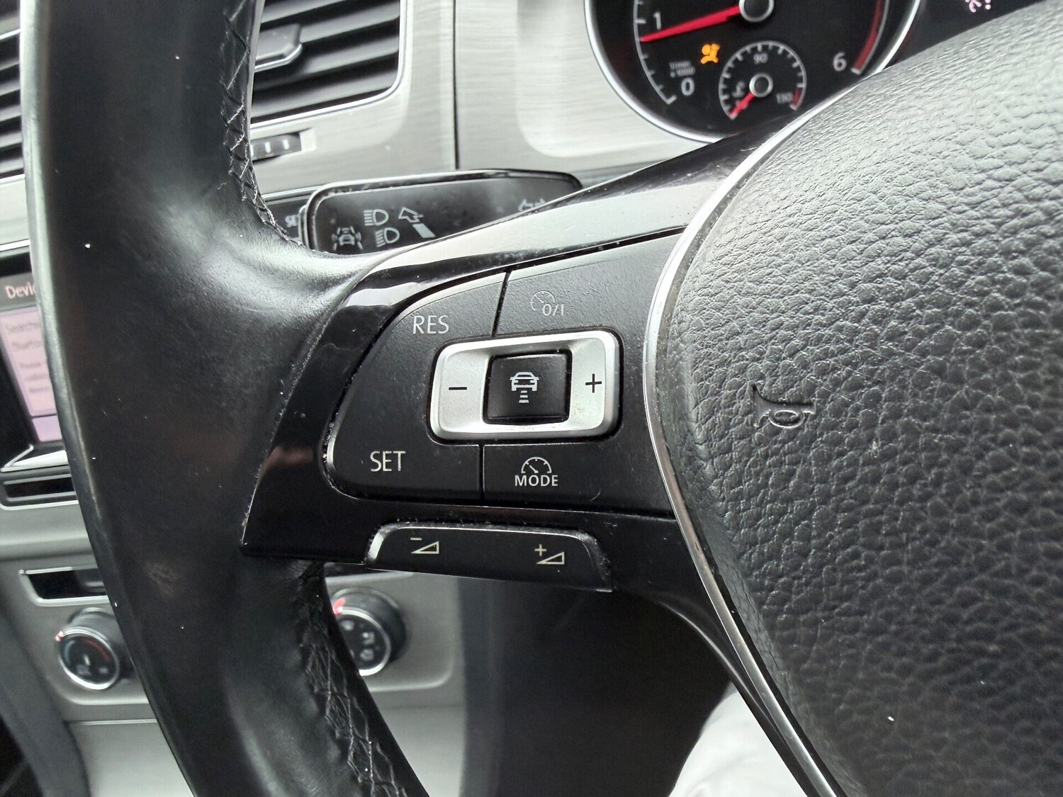 Used Volkswagen Golf 2014 for sale - 77742664: Photo 18