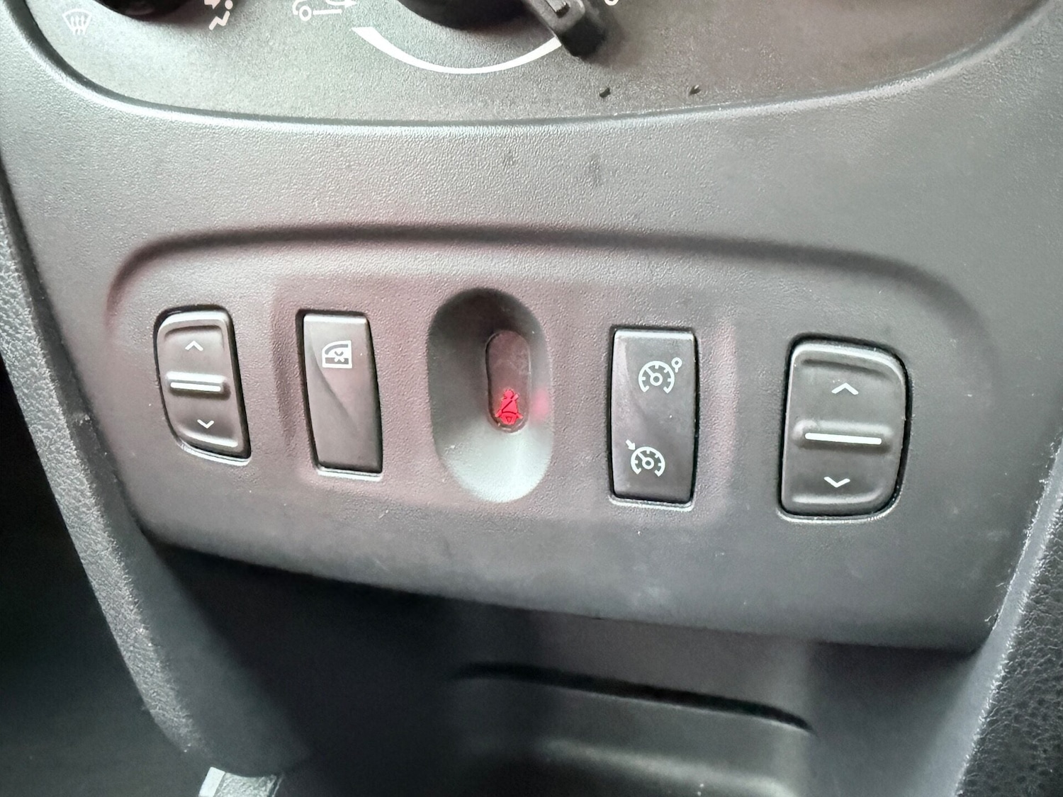 Used Dacia Sandero Stepway 2017 for sale - 77226218: Photo 17