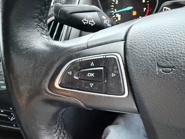 Used Ford Focus 2015 for sale - 76249349: Photo 22