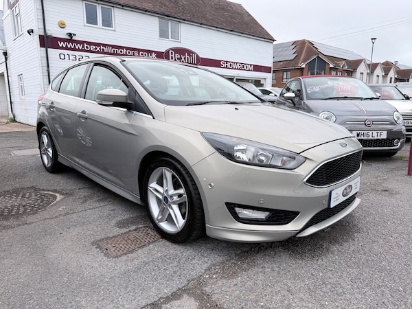 Used Ford Focus 2015 for sale - 76249349: Photo 4